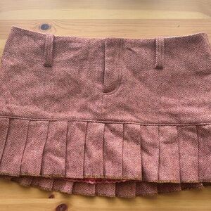 Vintage Abercrombie Women's Pink Herringbone Pleated Mini Skirt with Silk Lining